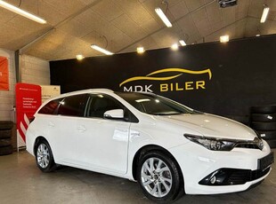 Toyota Auris 1,8 Hybrid Pure Touring Sports CVT