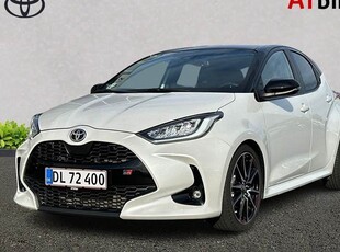 Toyota Yaris 1,5 Hybrid GR Sport Panorama 116HK 5d Trinl. Gear