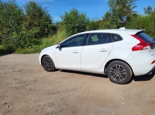 Volvo V40 2,0 D3