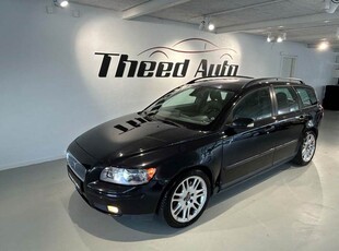 Volvo V50 2,5 T5 Momentum aut. AWD