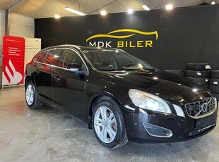 Volvo V60 1,6 T4 180 Summum aut.