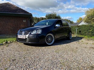 VW Golf 3,2 R32