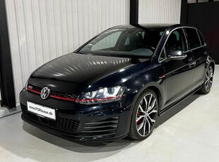 VW Golf VII 2,0 GTi Performance DSG BMT