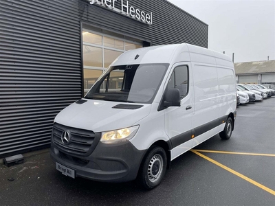 Mercedes Sprinter 214