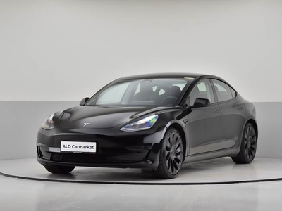 Tesla Model 3 Long Range Performance AWD