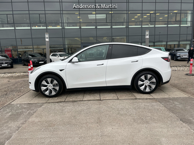 Tesla Model Y EL EAP + Anhængertræk 299HK 5d Aut.