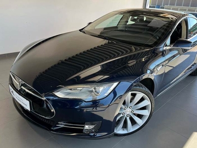 Tesla Model S 85