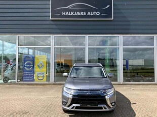 Mitsubishi Outlander 2,4 PHEV Invite+ CVT 4WD