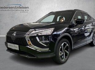 Mitsubishi Eclipse Cross 2,4 Plugin-hybrid Inform 4WD 188HK 5d Trinl. Gear