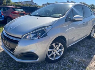 Peugeot 208 1,2 VTi 82 Allure Sky