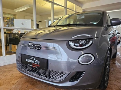 Fiat 500e la Prima Cabrio