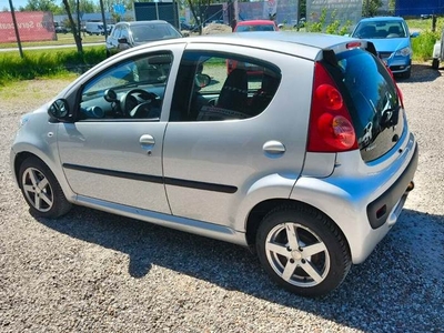 Peugeot 107 1,0 Smile