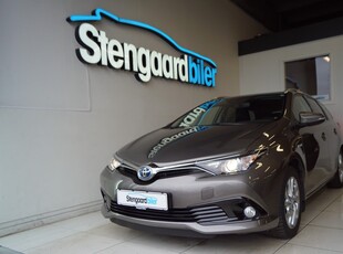 Toyota Auris 1,8 Hybrid H2 Comfort Touring Sports CVT 5d