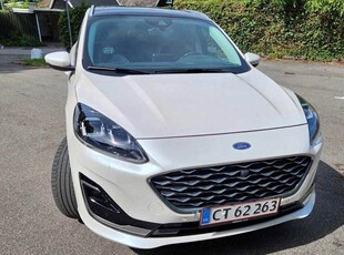 Ford Kuga 2,5 PHEV Vignale CVT