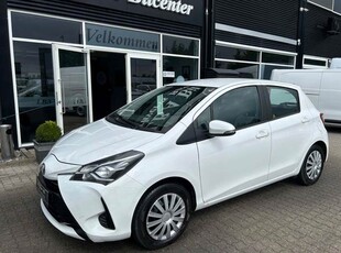 Toyota Yaris 1,5 Hybrid H1 e-CVT Van