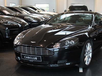 Aston Martin DB9