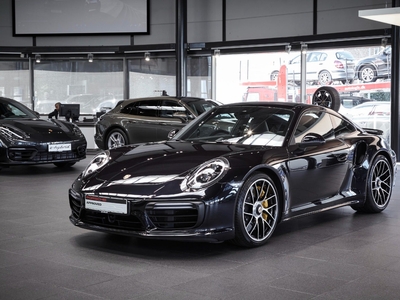 Porsche 911 Turbo S 3,8 Coupé PDK 2d