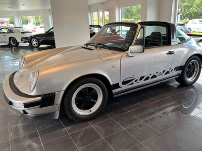 Porsche 911 3,0 Carrera Targa