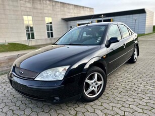 Ford Mondeo 2,0 145 Ghia