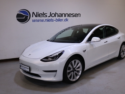 Tesla Model 3 Long Range AWD 4d