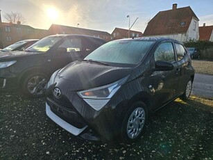 Toyota Aygo 1,0 VVT-i x-play x-shift