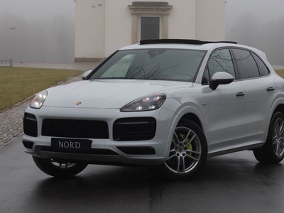 Porsche Cayenne 3,0 E-Hybrid Tiptr.