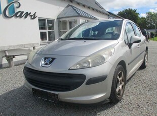 Peugeot 207 1,4 XR+