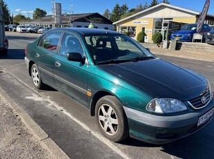 Toyota Avensis 1,8 Luna