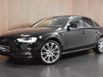 Audi A4 2,0 TDi 150 S-line Multitr.