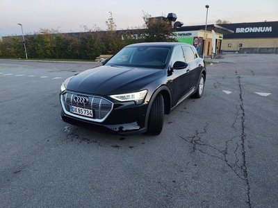 Audi e-tron 50 quattro