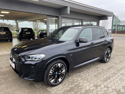 BMW iX3 Charged Plus M-Sport