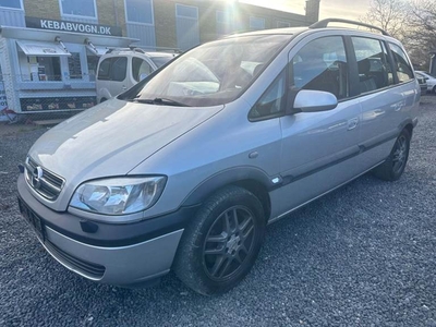 Opel Zafira 1,8 16V Family 7prs