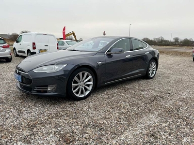 Tesla Model S 70D