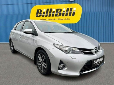 Toyota Auris 1,6 T1+