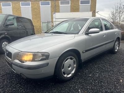 Volvo S60 2,4 140 Momentum aut.