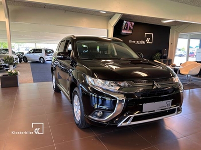 Mitsubishi Outlander 2,4 PHEV Plugin-hybrid Invite+ 4WD 224HK 5d 6g Trinl. Gear