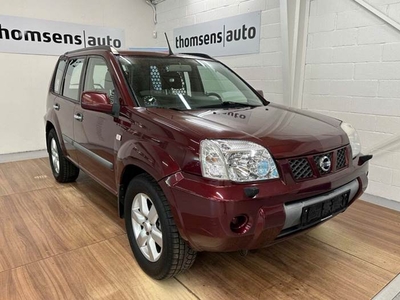 Nissan X-Trail 2,2 dCi Elegance Van