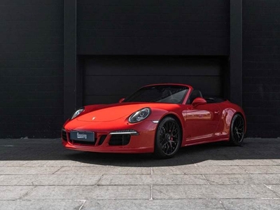 Porsche 911 Carrera 4 GTS 3,8 Cabriolet PDK