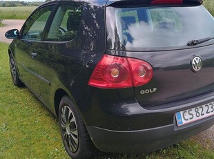 VW Golf 1,6