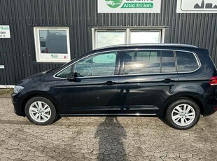 VW Touran 2,0 TDi 150 Highline DSG Van