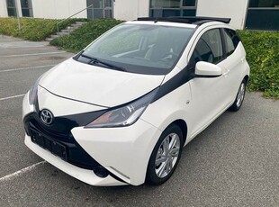 Toyota Aygo 1,0 VVT-i x-clusiv