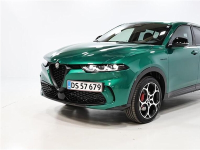 Alfa Romeo Tonale 1,3 Plugin-hybrid Veloce Q4 280HK 5d 6g Aut. - SUV