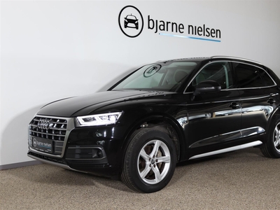 Audi Q5 40 TDi quattro S-tr. 5d