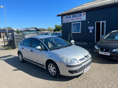 Citroën C4 1,6 16V 110 Prestige 5d