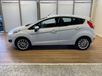 Ford Fiesta SCTi 100 Titanium - Mellem Halvkombi