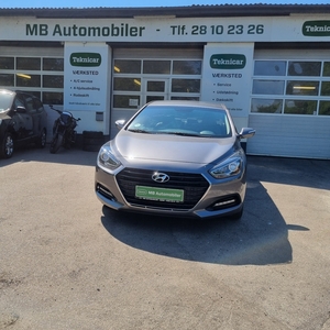 Hyundai i40 1,7 CRDi 115 Life 4d