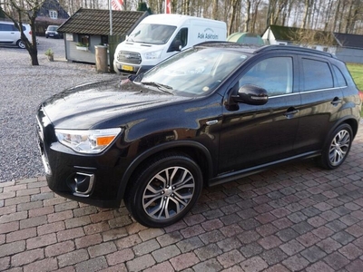 Mitsubishi ASX Invite - Mellem SUV