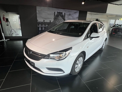 Opel Astra 1,0 T 105 Essentia 5d