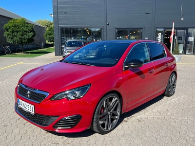 Peugeot 308 1,6 e-THP 270 GTi Performance 5d