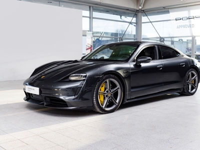 Porsche Taycan Turbo S 4d